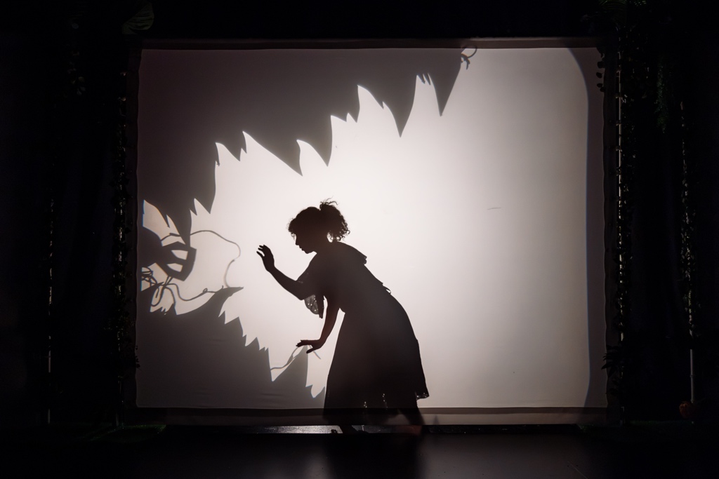 Hit The Lights! presents ISLA at WP Theater, photo by Rebecca J Michelson