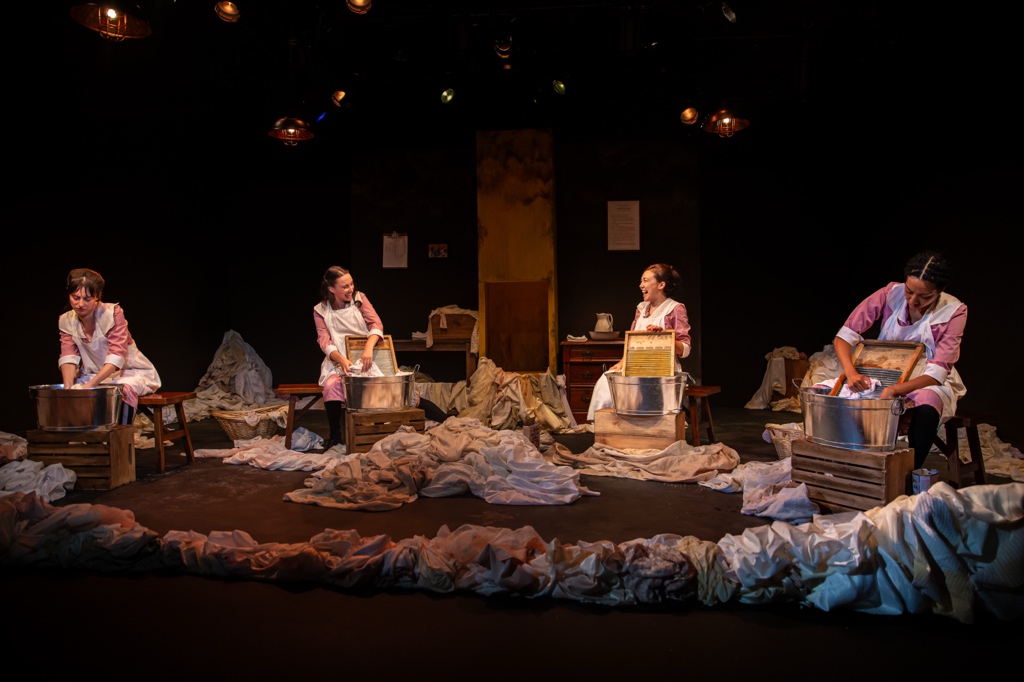 Good Apples Collective presents BENEVOLENT, written by Sophie McIntosh, directed by Nina Goodheart, photo by Nina Goodheart